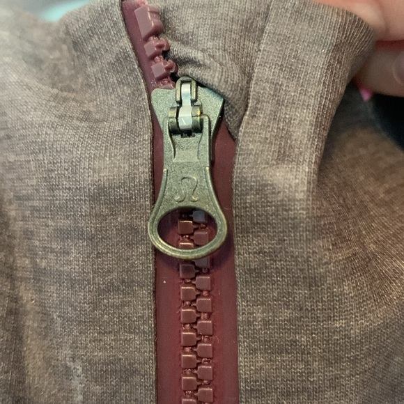 Lululemon Rain Check jacket - Picture 5 of 7